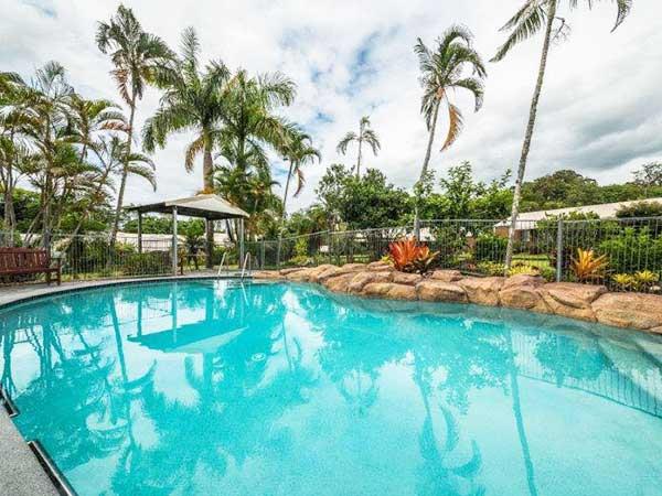 Outdoor Pool at Laurel Springs